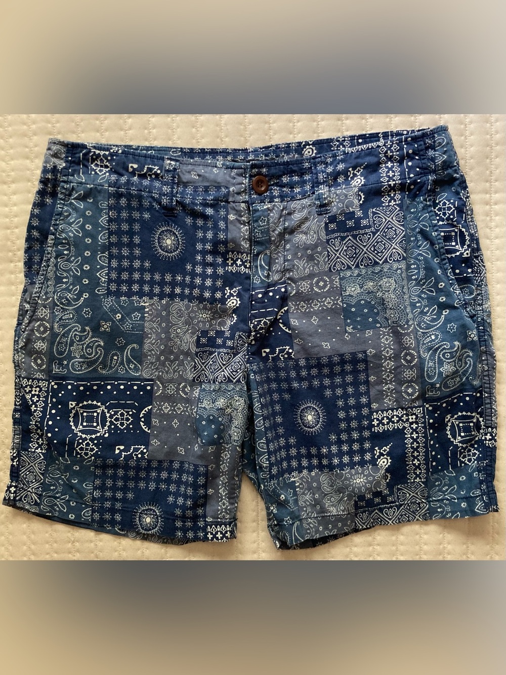Lucky Brand Blue Bandana Patchwork Chino Shorts Men’s 30 (32) 7” Casual Cotton